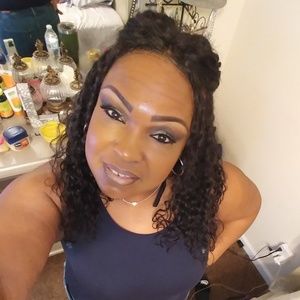 Meet your Posher, Marilyn